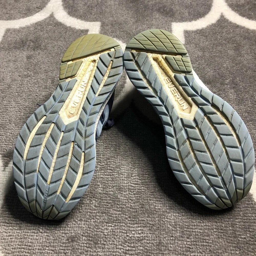 Saucony women’s size